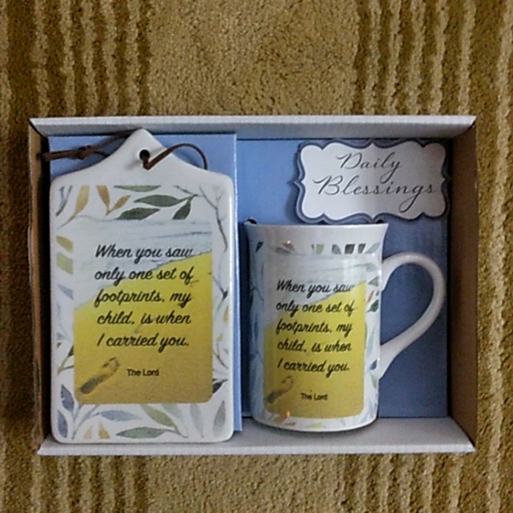 NEW IN BOX -DAILY BLESSINGS GIFT SET-